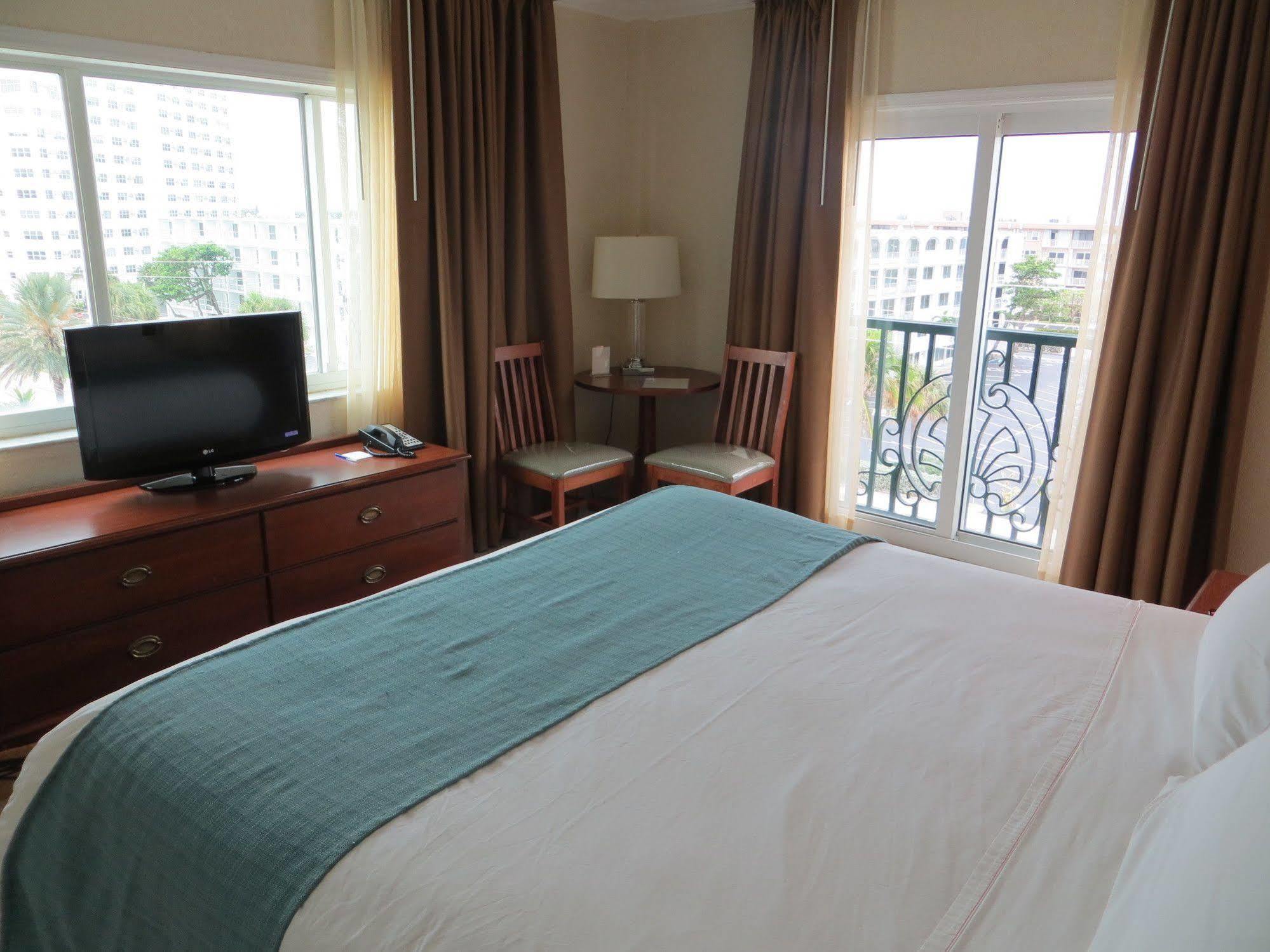 The Sea Lord Hotel & Suites (Adults Only) Lauderdale-by-the-Sea Exterior foto